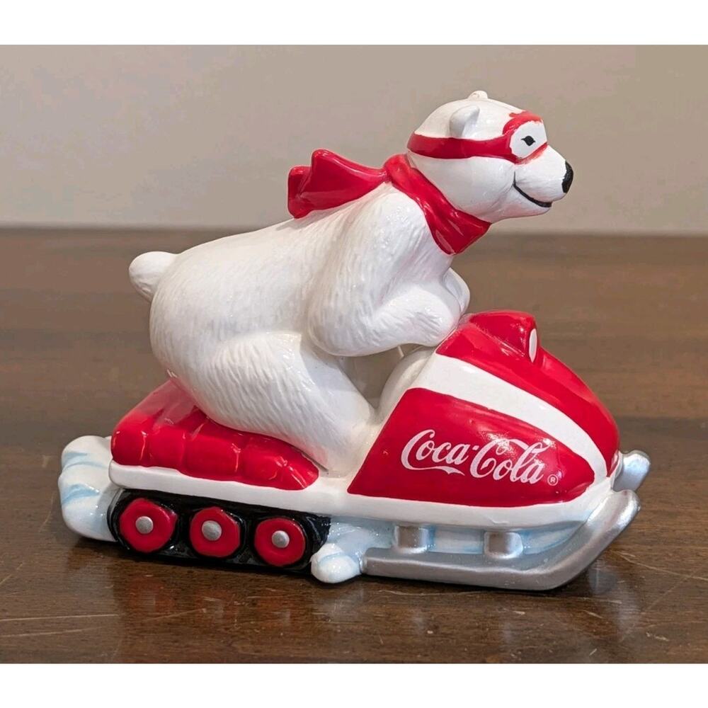 COCA COLA POLAR BEAR SNOWMOBILE FIGURE 1995 ENESCO #157929 "Always Snowmobiling"